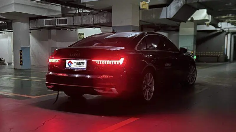 Audi A6L 2020 45 TFSI Selected Dynamic Edition — 6