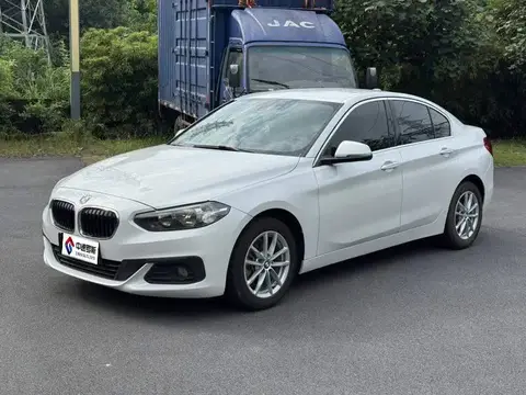 BMW 1 Series 2018 118i Fashion Model