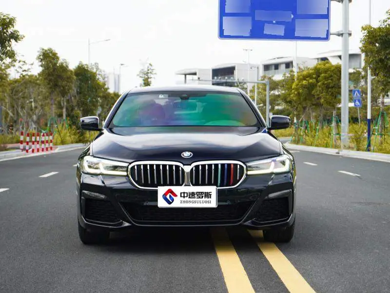 BMW 5 Series 2022 530Li xDrive M Sport Package — 2