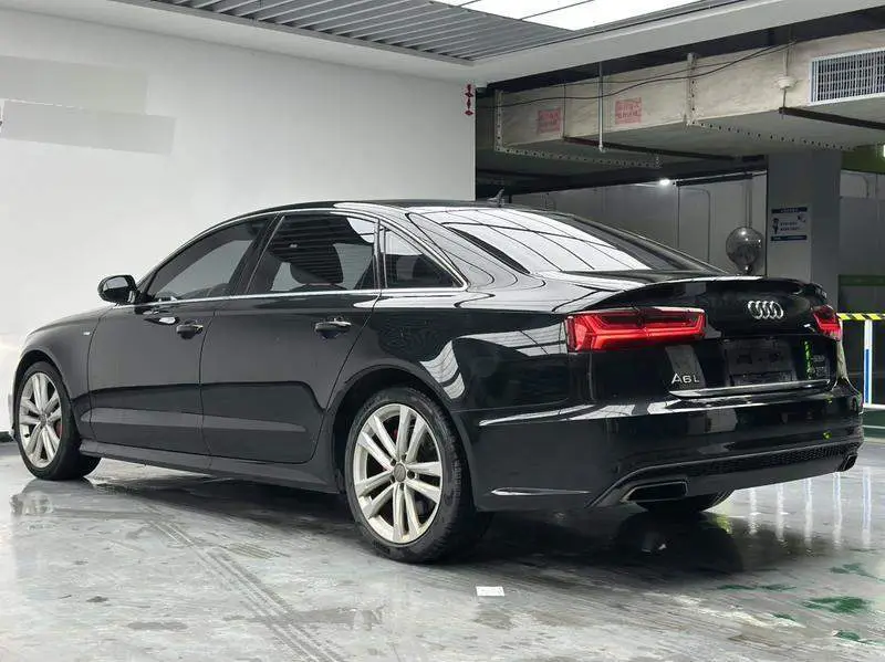 Audi A6L 2018 30th Anniversary Model 45 TFSI quattro Sports — 4