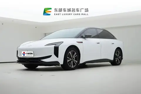 Hongqi EH7 2024 820 Pro