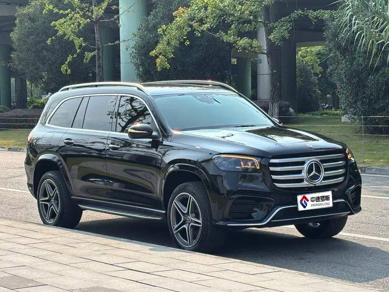 Mercedes-Benz GLS 2025 GLS 450 4MATIC Fashion Edition — 3