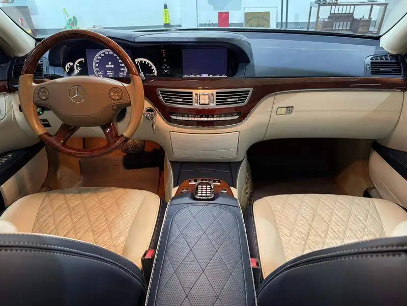 Mercedes-Benz S-Class 2008 S 300 L Premium Edition — 10