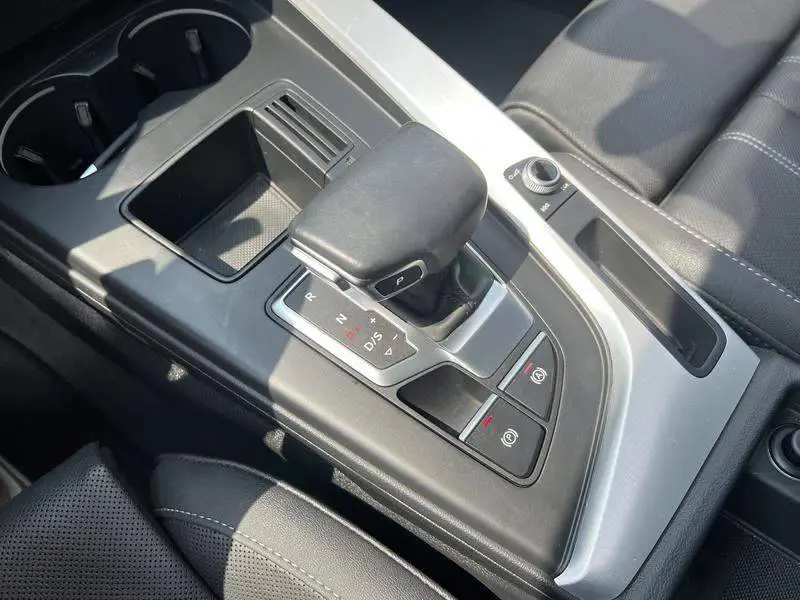 Audi A4L 2020 40 TFSI Stylish and Dynamic — 12