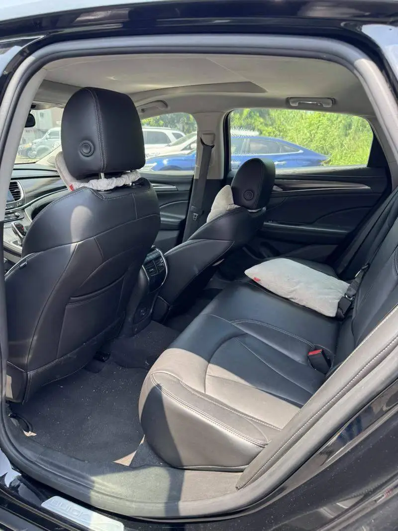 LaCrosse 2022 652T Luxury — 9