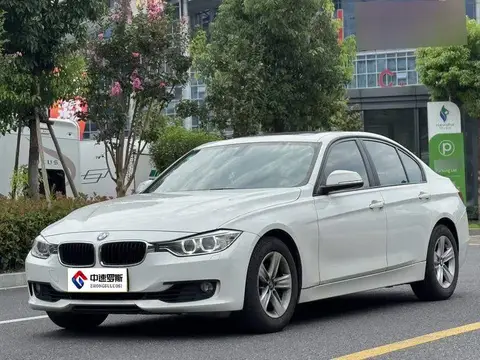 BMW 3 Series 2014 320i Fashion Model