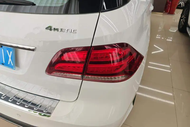 Mercedes-Benz GLE 2017 GLE 320 4MATIC Dynamic — 11