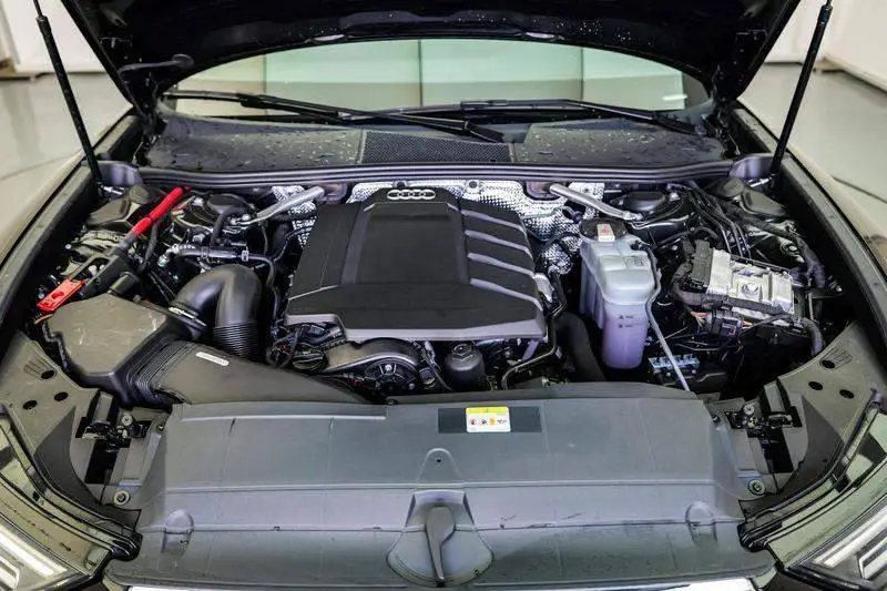 Audi A6L 2021 45 TFSI Selected Dynamic Edition — 6