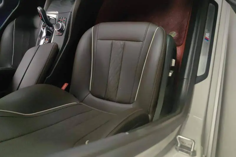 BMW 5 Series 2022 530Li Leading M Sport Package — 15