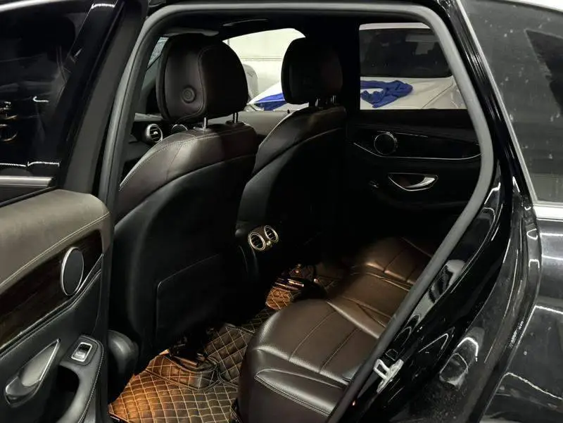Mercedes-Benz GLC 2018 GLC 260 4MATIC Luxury — 11