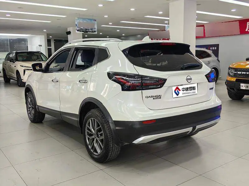 Qashqai 2025 Honor 2.0L CVT XV True Heart Edition — 3