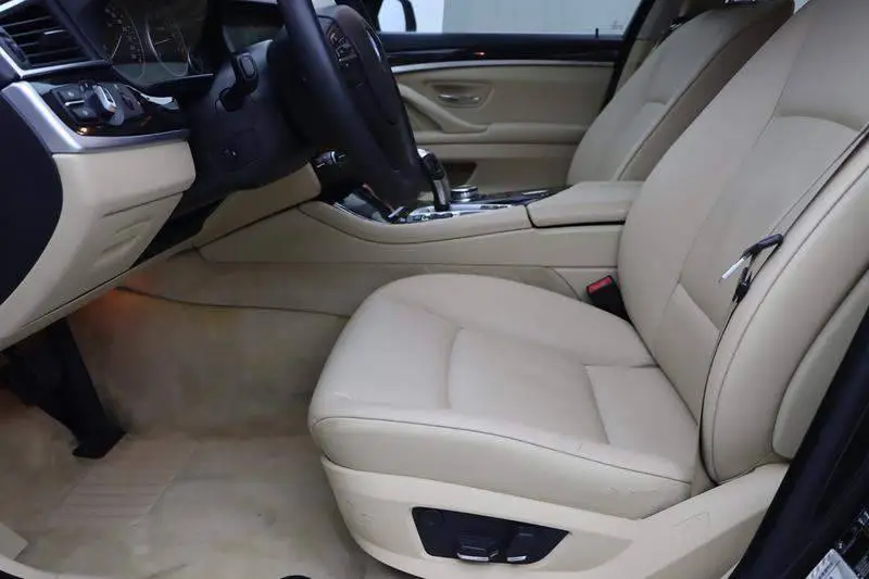 BMW 5 Series 2013 525Li Luxury — 16