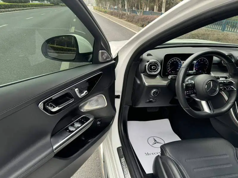 Mercedes-Benz C-Class 2022 C 260 L Sport — 12
