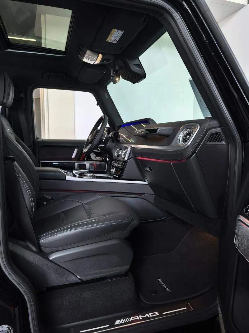 Mercedes-Benz G-Class AMG 2023 AMG G 63 — 7