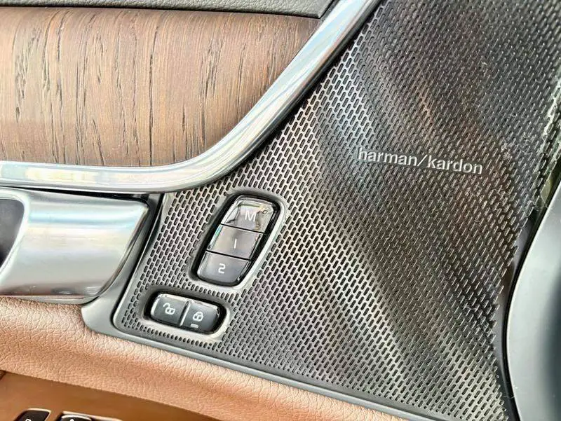 Volvo S90 2022 B5 Zhiyuan Deluxe Edition — 17