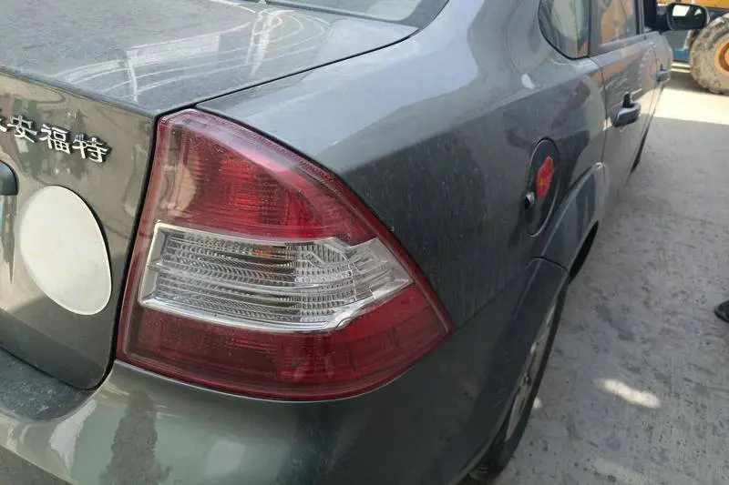 Fox 2012 Sedan Classic 1.8L Manual Basic Model — 5