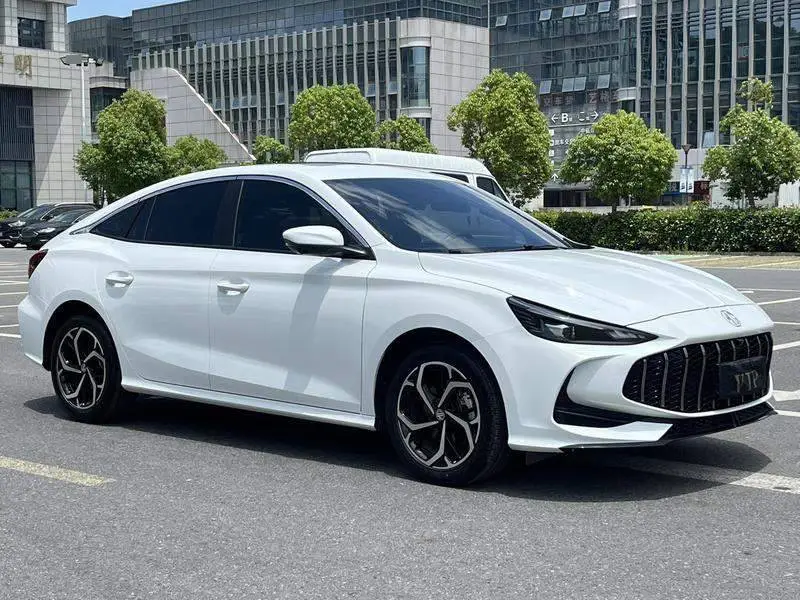 MG5 2025 300TGI Global Flagship Edition — 3
