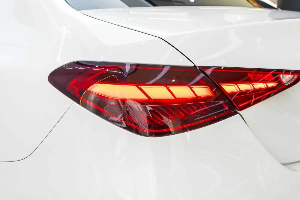 Mercedes-Benz C-Class 2024 C 260 L Sport — 6