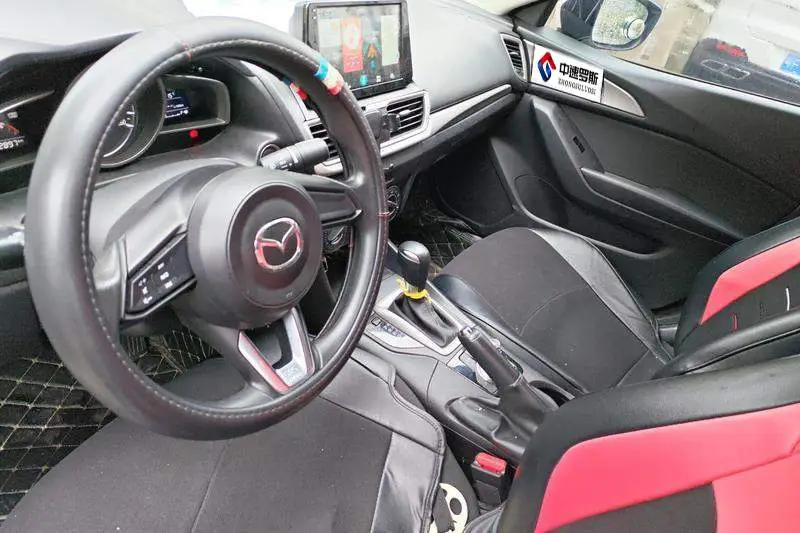 Mazda 3 Angkesaila 2017 Sedan 1.5L Automatic Comfort National VI — 14