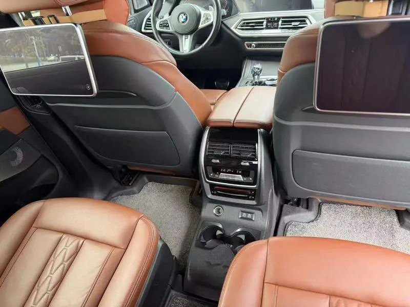 BMW X7 2019 xDrive40i Executive M Sport Package — 15