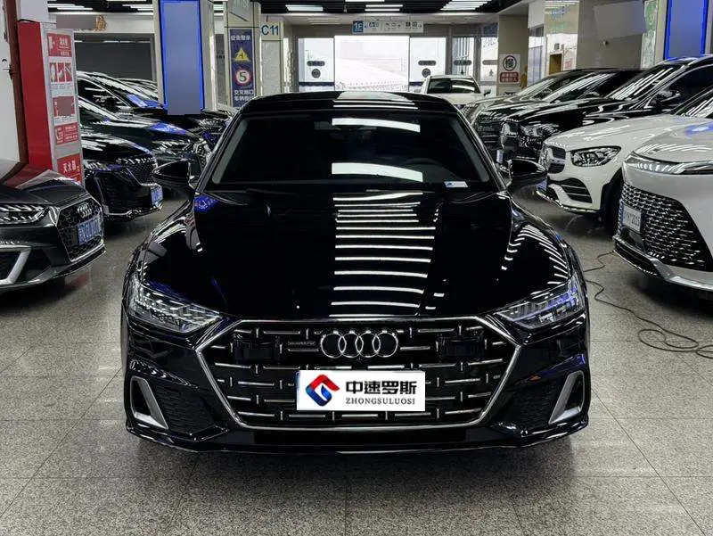 Audi A7L 2024 45 TFSI quattro Luxury Edition — 2