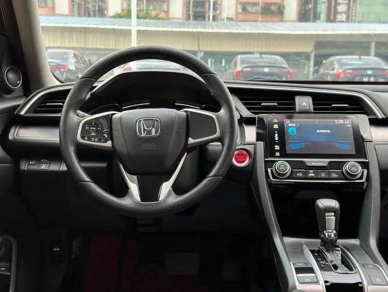Civic 2016 220TURBO CVT Deluxe Edition — 18