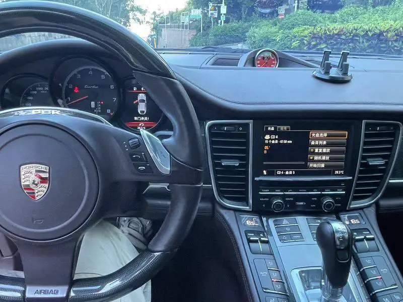 Panamera 2010 Panamera Turbo 4.8T — 6