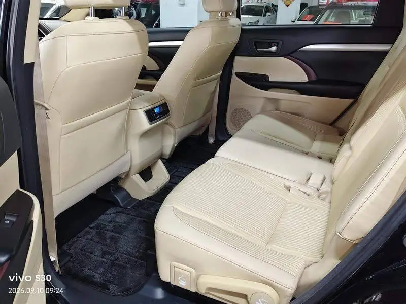 Highlander 2015 2.0T 4WD Elite Edition 7 Seaters — 9