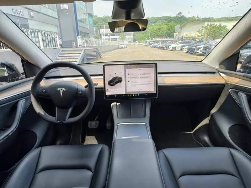 Model Y 2022 facelifted rear-wheel drive version — 14