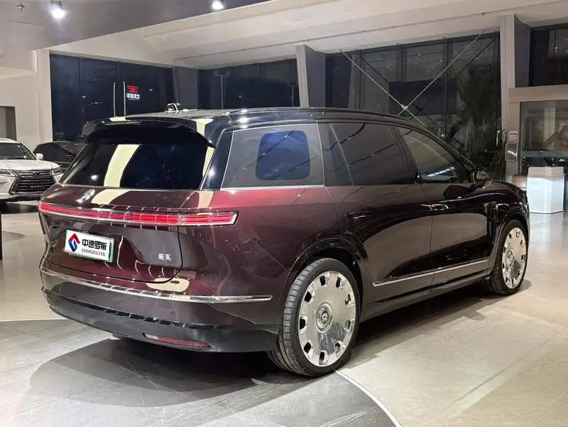 NIO ES8 2026 Six-Seat Executive Signature Edition — 6