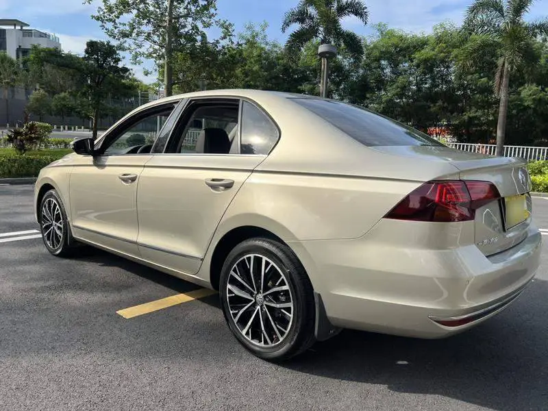 Bora 2018 1.5L Automatic Comfort — 5