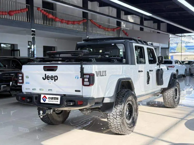 Gladiator 2022 3.6L Pre-release Edition — 6