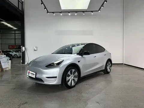 Model Y 2022 rear-wheel drive version