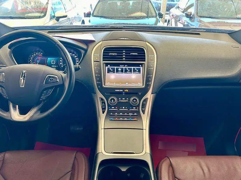 Lincoln MKX 2017 2.0T 4WD Elegant Edition — 10