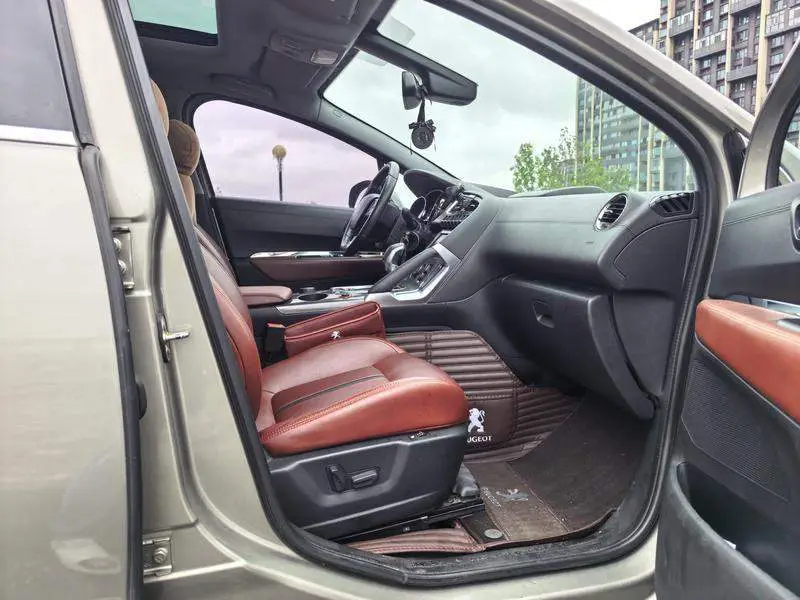 Peugeot 3008 2016 1.6THP Automatic Premium Edition — 18
