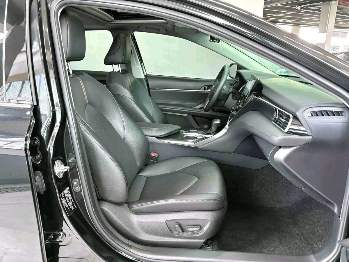 Camry 2022 2.0GVP Leading Edition — 6