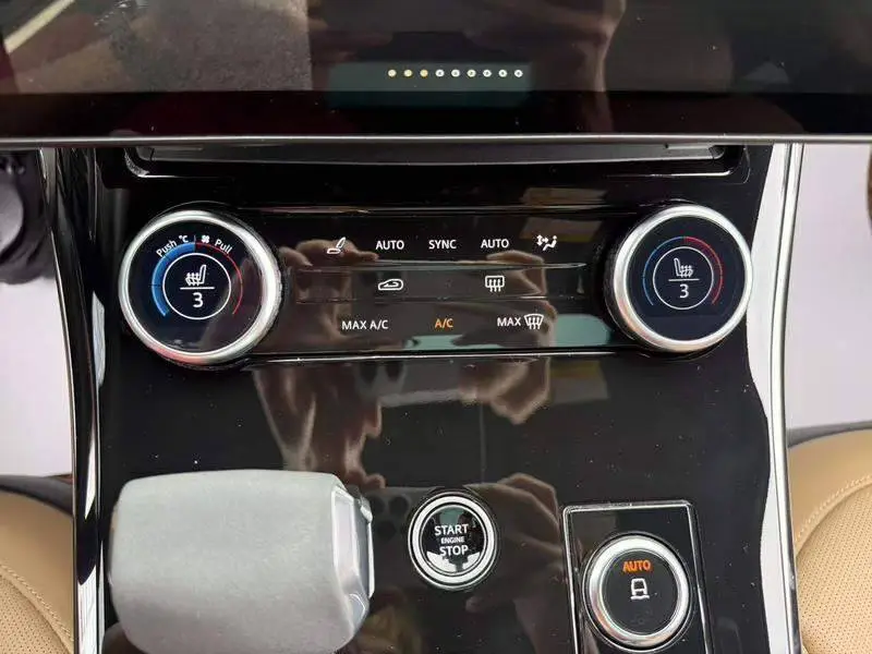 Range Rover Sport 2024 400PS Dynamic HSE — 13
