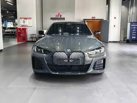 BMW i4 2025 eDrive40