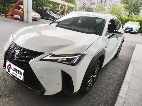 Lexus UX 2019 260h F SPORT version National VI