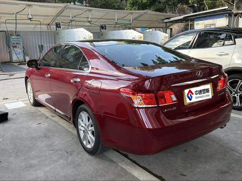 Lexus ES 2012 240 Special Limited Edition — 3