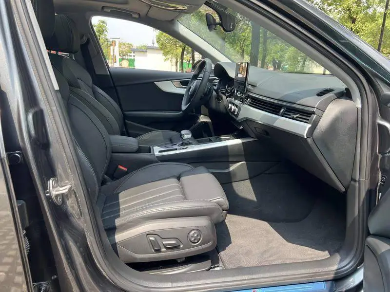 Audi A4L 2020 40 TFSI Stylish and Dynamic — 17