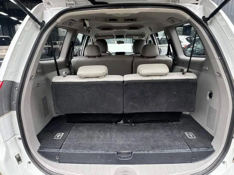 Pajero Sport 2013 3.0L Automatic 4WD Executive Edition — 14