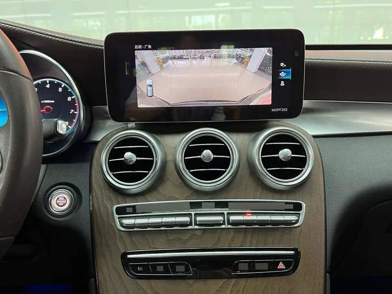 Mercedes-Benz GLC 2022 GLC 300 L 4MATIC Dynamic — 11