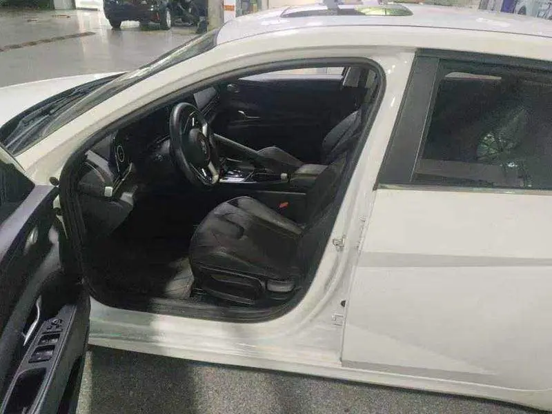 Elantra 2023 1.5L CVT GLX Elite Edition — 8