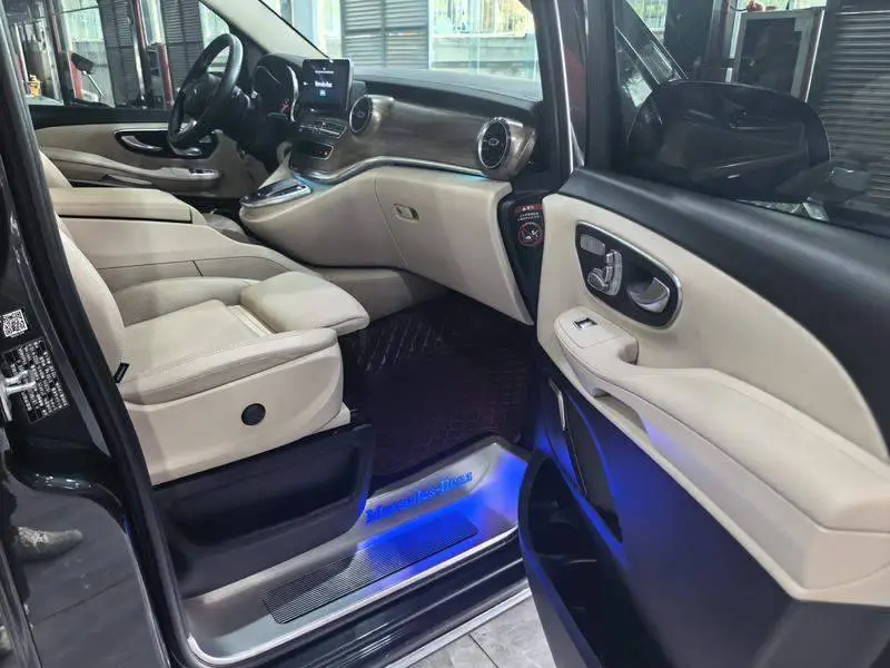 Mercedes-Benz V-Class 2022 V 260 L Long Wheelbase Luxury Edition — 9