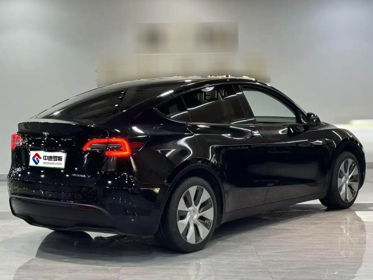 Model Y 2022 facelifted rear-wheel drive version — 6