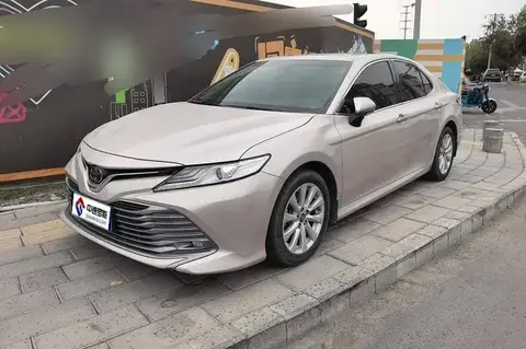 Camry 2019 2.0G Deluxe Edition National VI