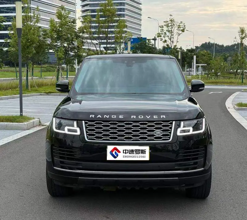 Range Rover 2022 3.0 L6 360PS Legend Edition — 2