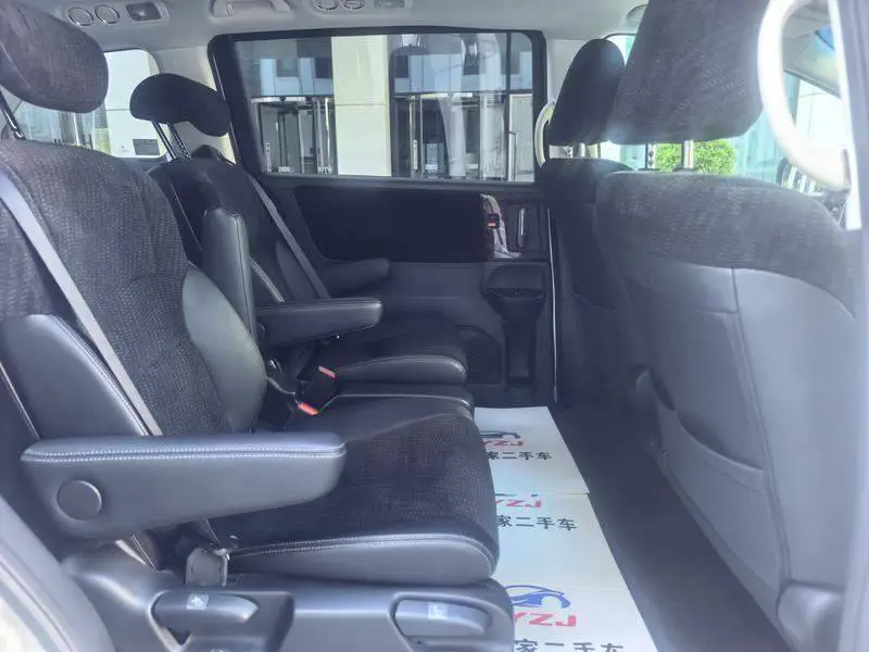 Elysion 2016 2.4L Comfort Edition — 16