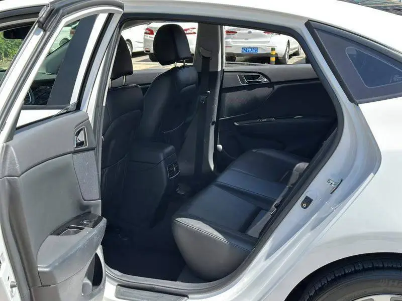 Name map 2014 1.8L Automatic Premium DLX — 15